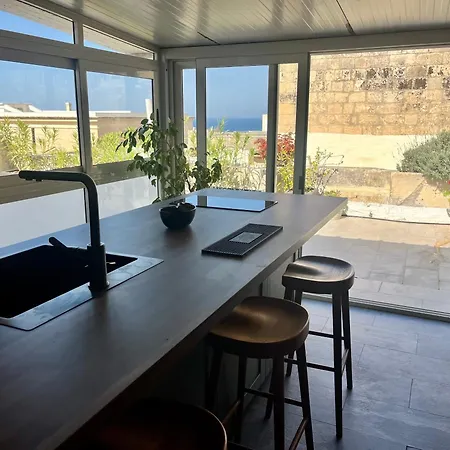 Luxury Duplex With Balcony, Lejlighed *