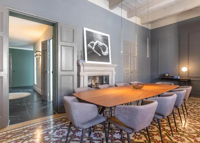 Luxury Duplex With Balcony, Appartamento